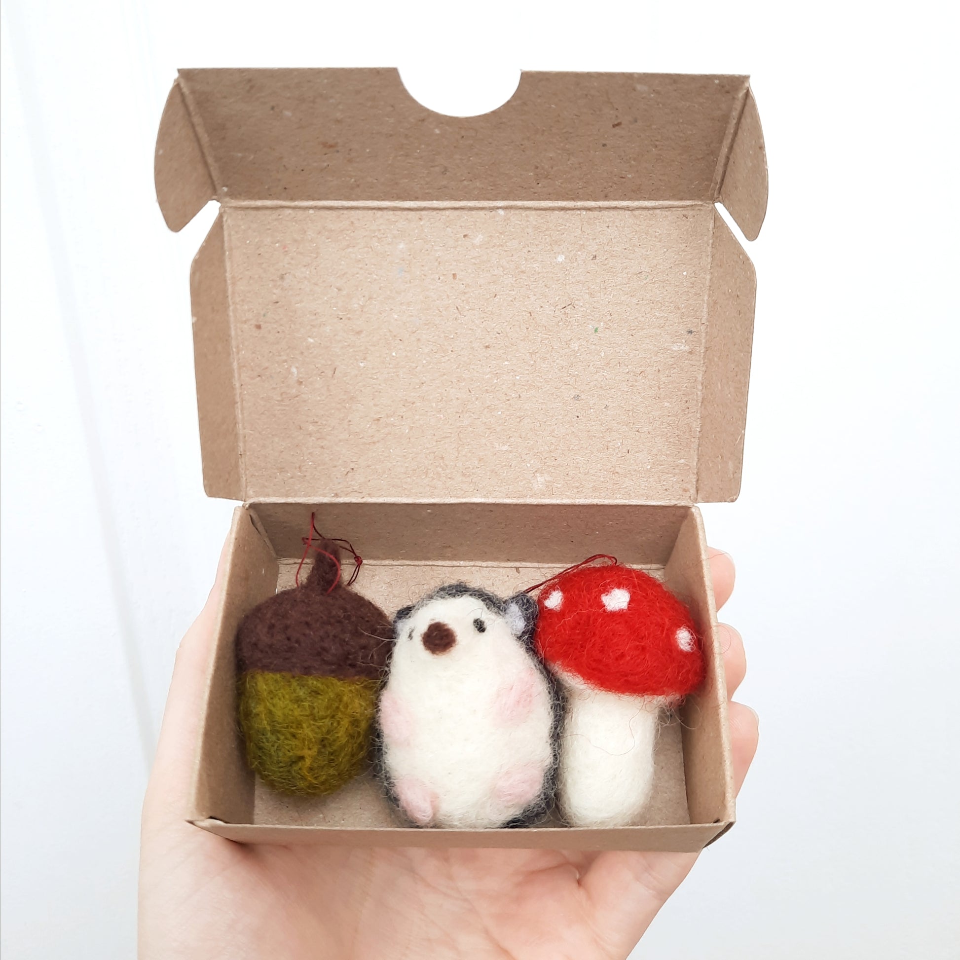 felted autumn decorations in box